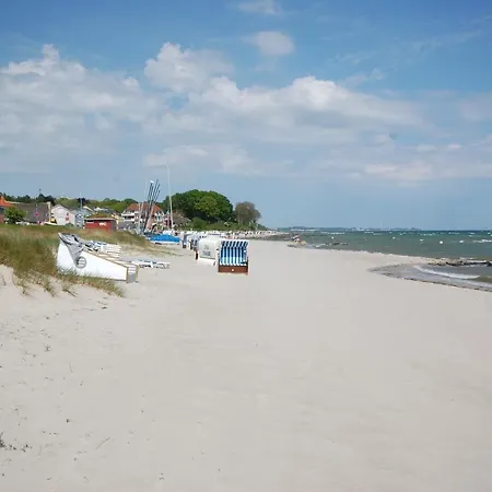 Luxusní stan Schlafstrandkorb Nr. 3 Sierksdorf